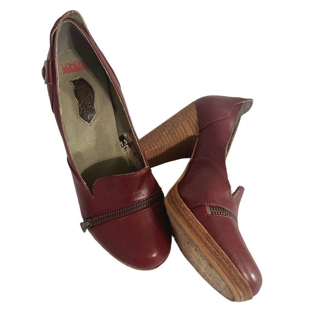 London Underground Maroon Leather Stacked Wood Heel Women's Size 7.5‎